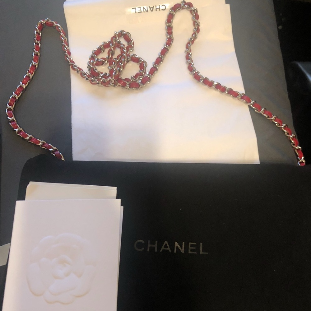 Chanel Wallet on chain - Picture 4 of 5